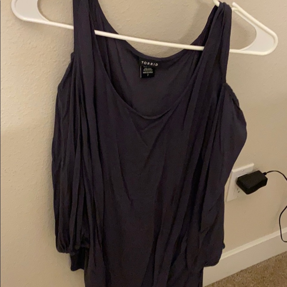 Gray cold shoulder semi long sleeve